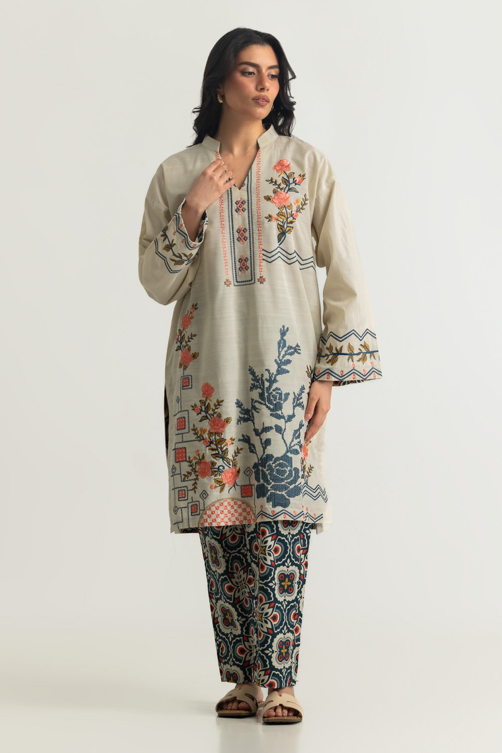 Khaddar Slub Printed Co-Ord Set Embroidered