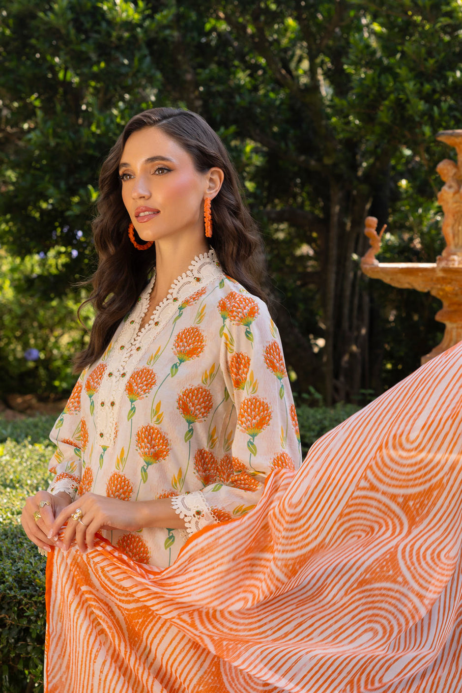 3 Piece Printed Lawn suit with Lace