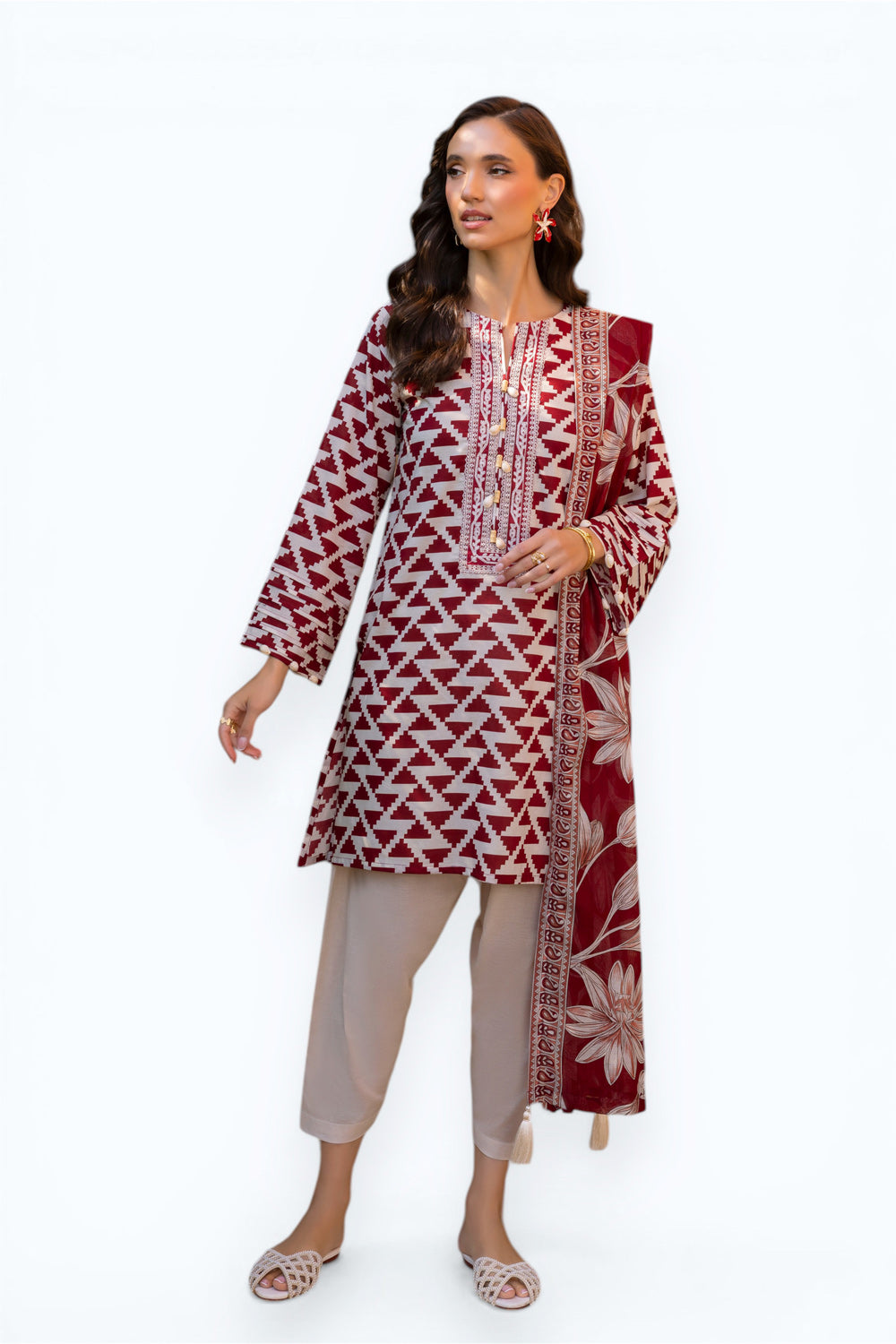 3 Piece Printed Lawn suit with Embroidered Organza Neckline