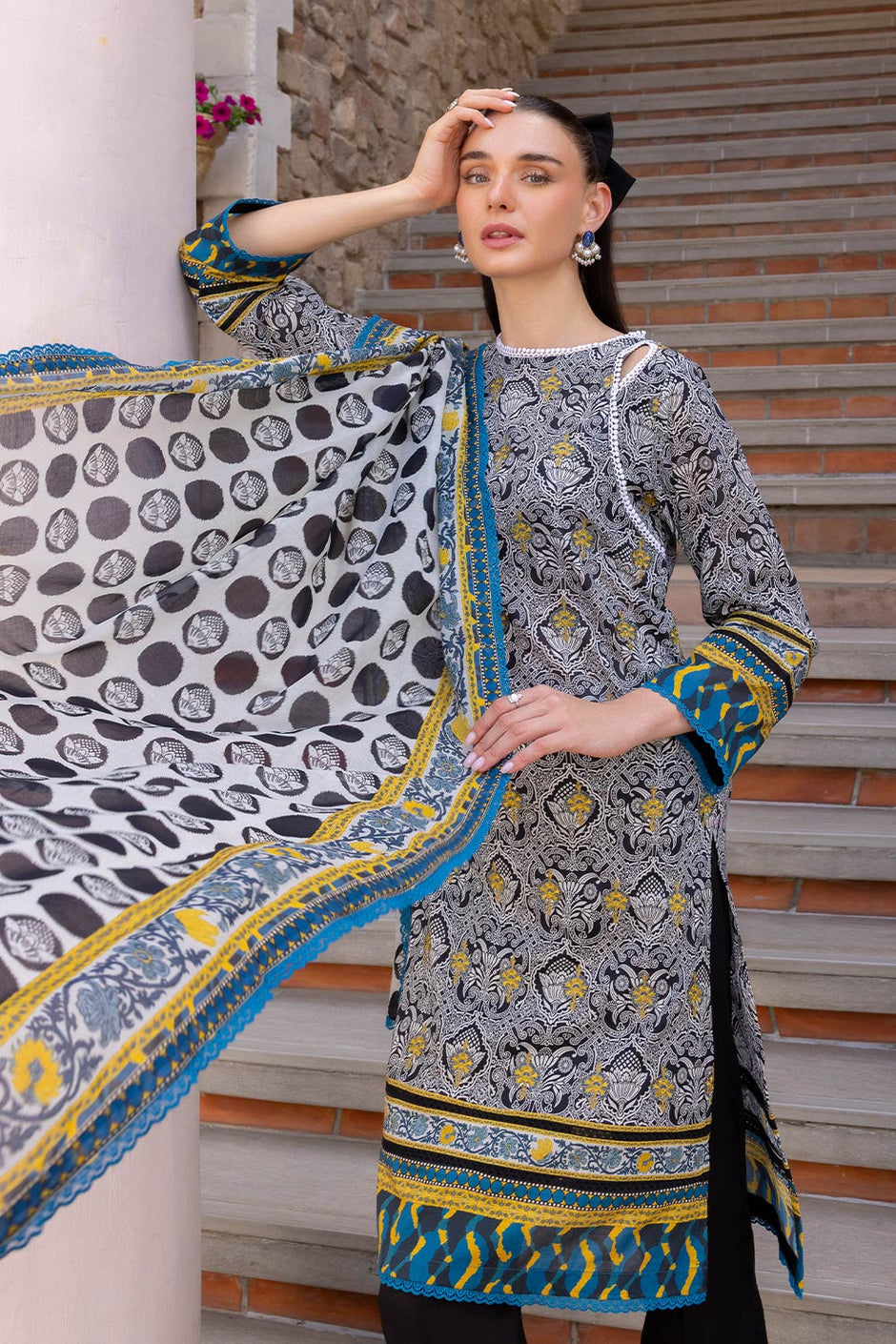 3 Piece Embroidered Printed Lawn suit with Printed Sleeves