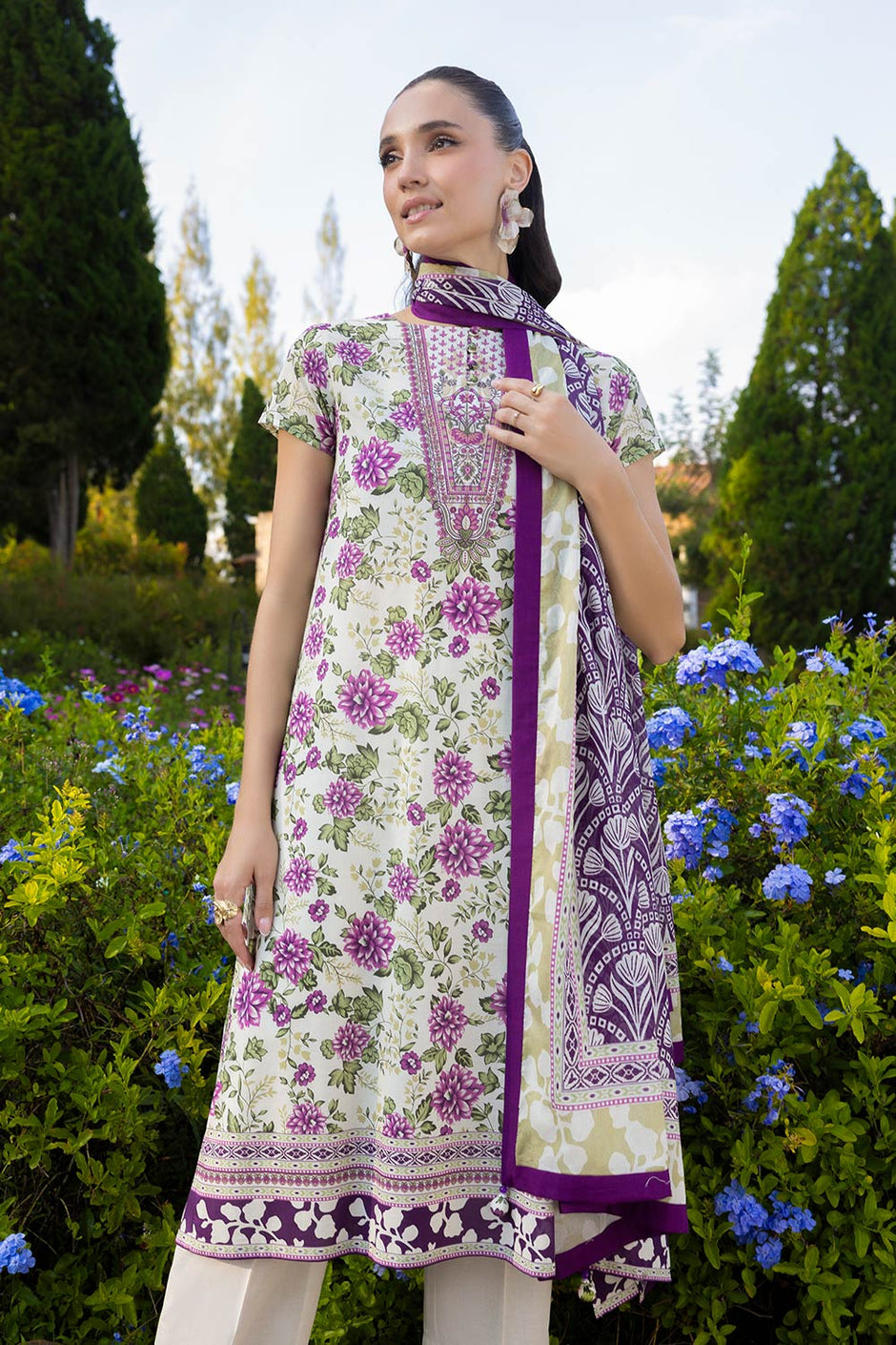 3 PIece Printed Lawn Suit