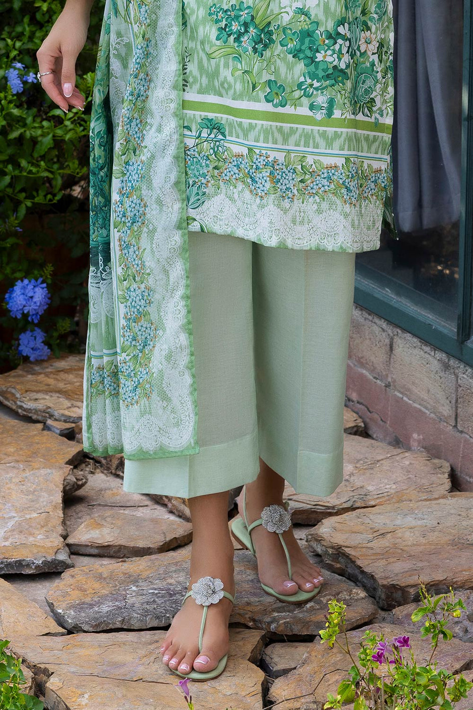 3 PIece Printed Lawn Suit