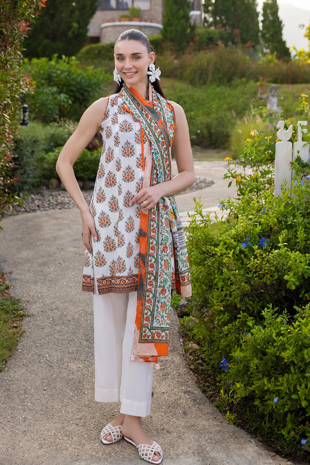 3 PIece Printed Lawn Suit
