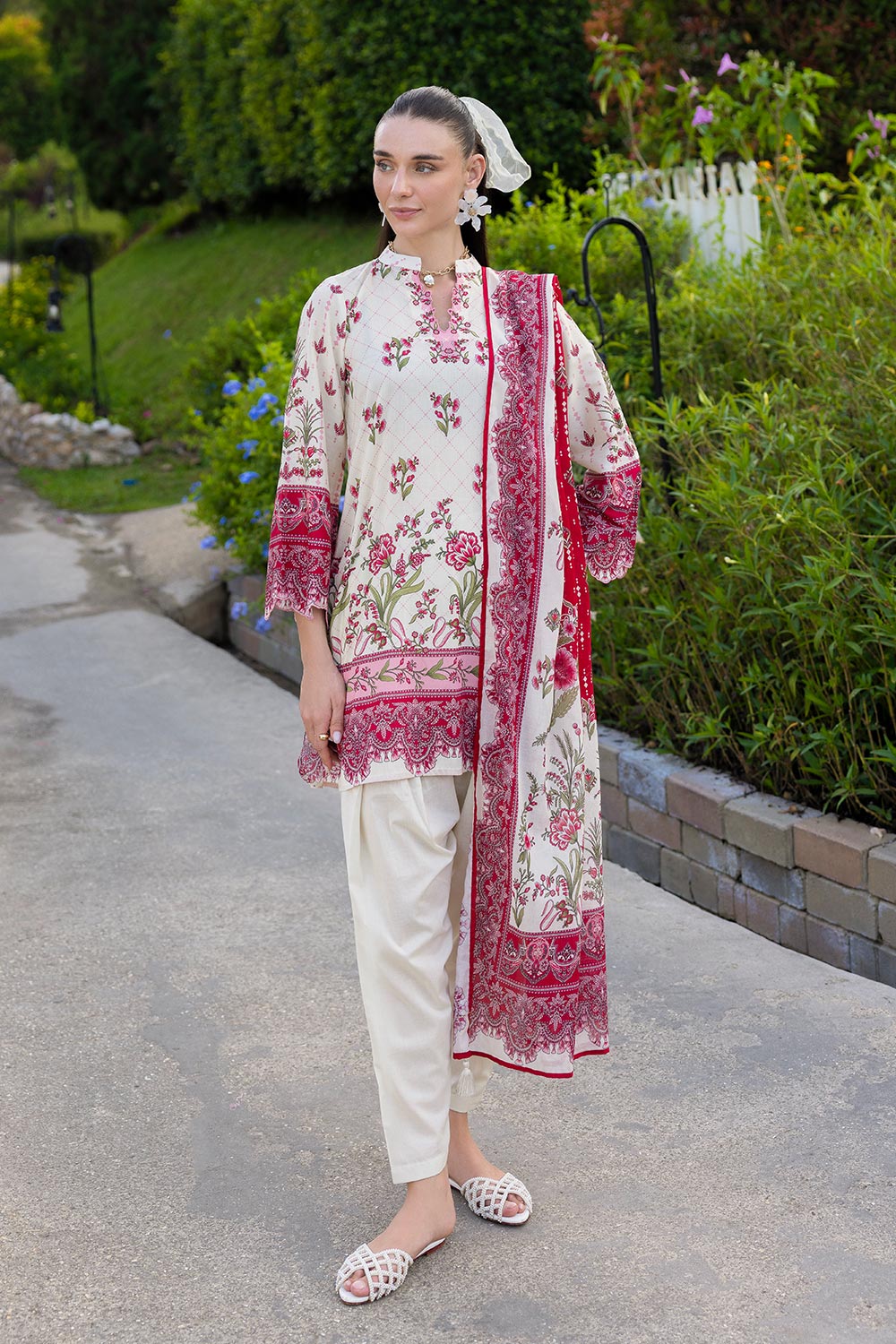 3 PIece Printed Lawn Suit