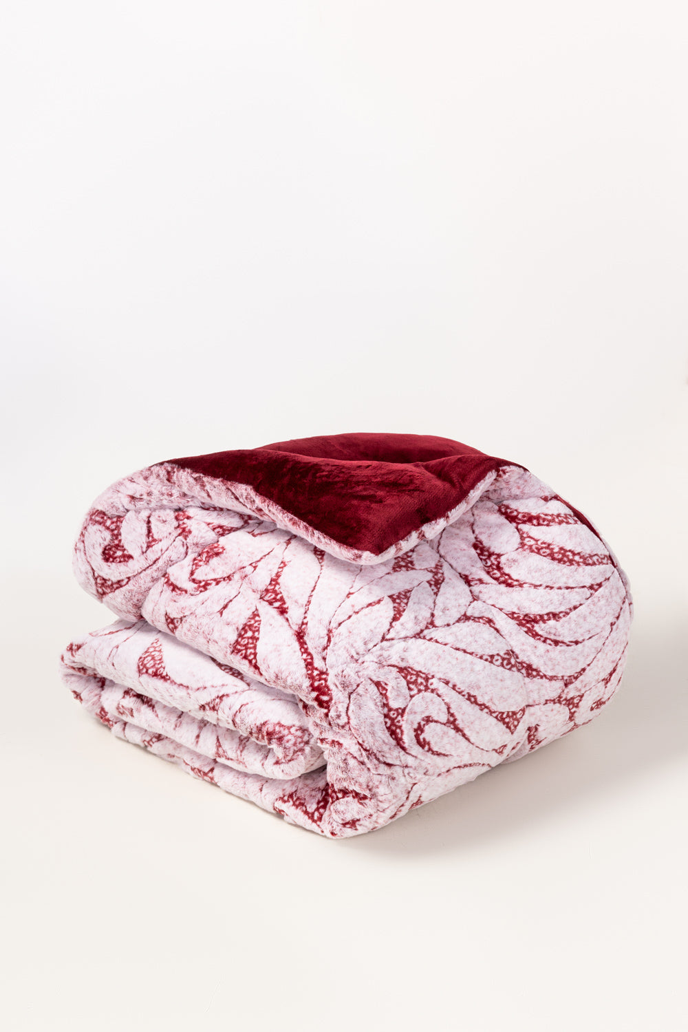 AW25-Leaf Red Plush Fleece Comforter
