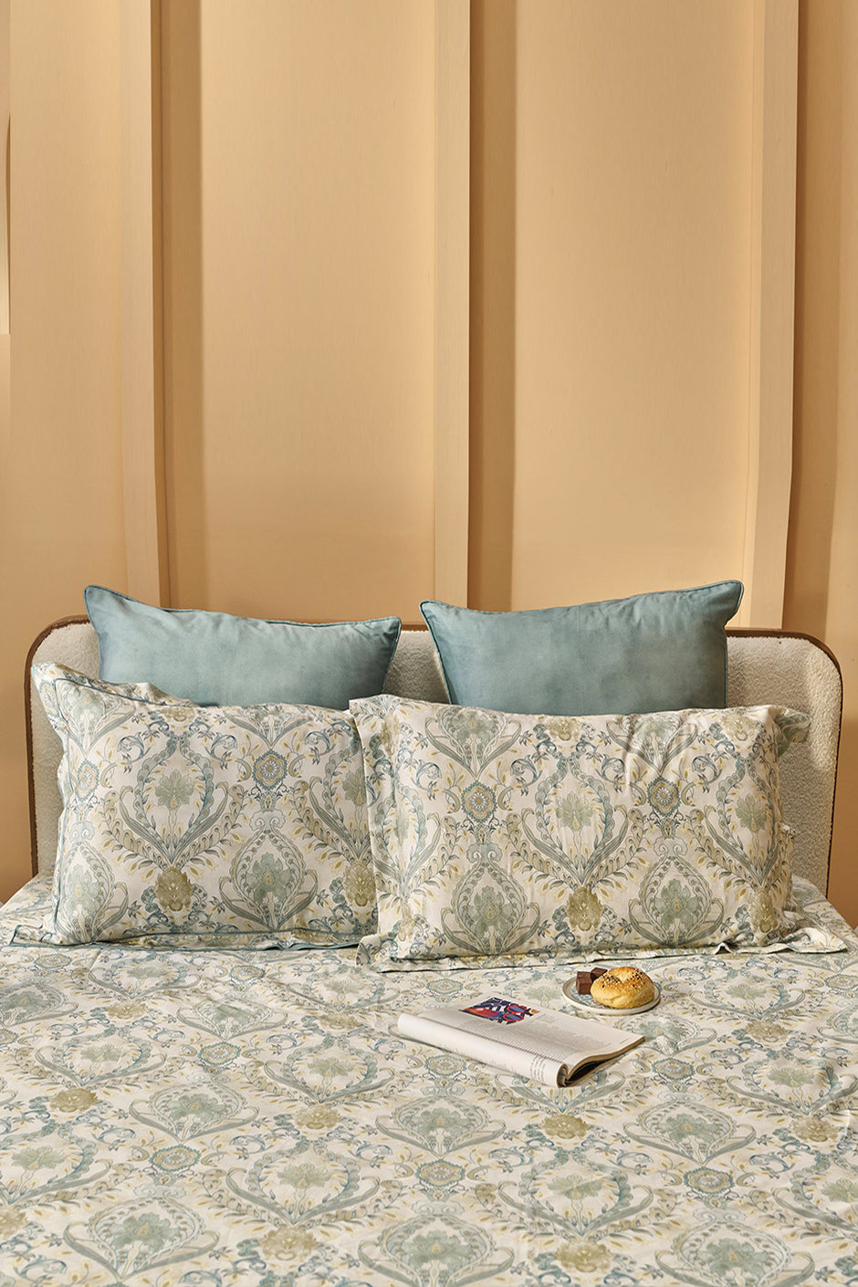 Lumiere Damask Bed Sheet Set