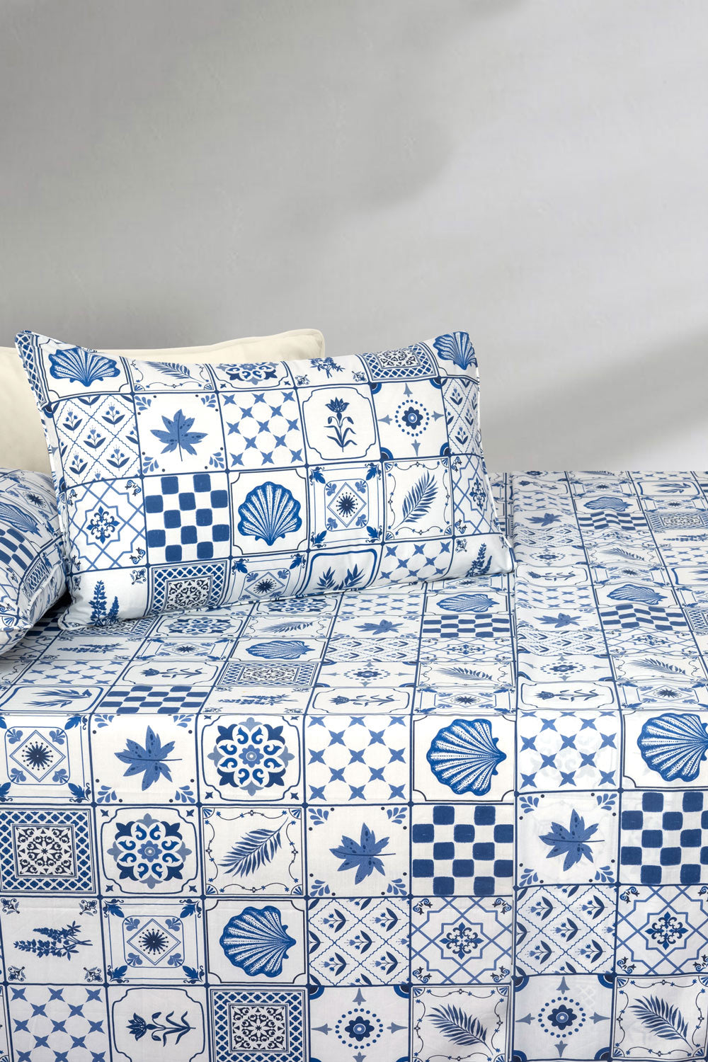 Marine Tiles T-150-1 Bed Sheet Set