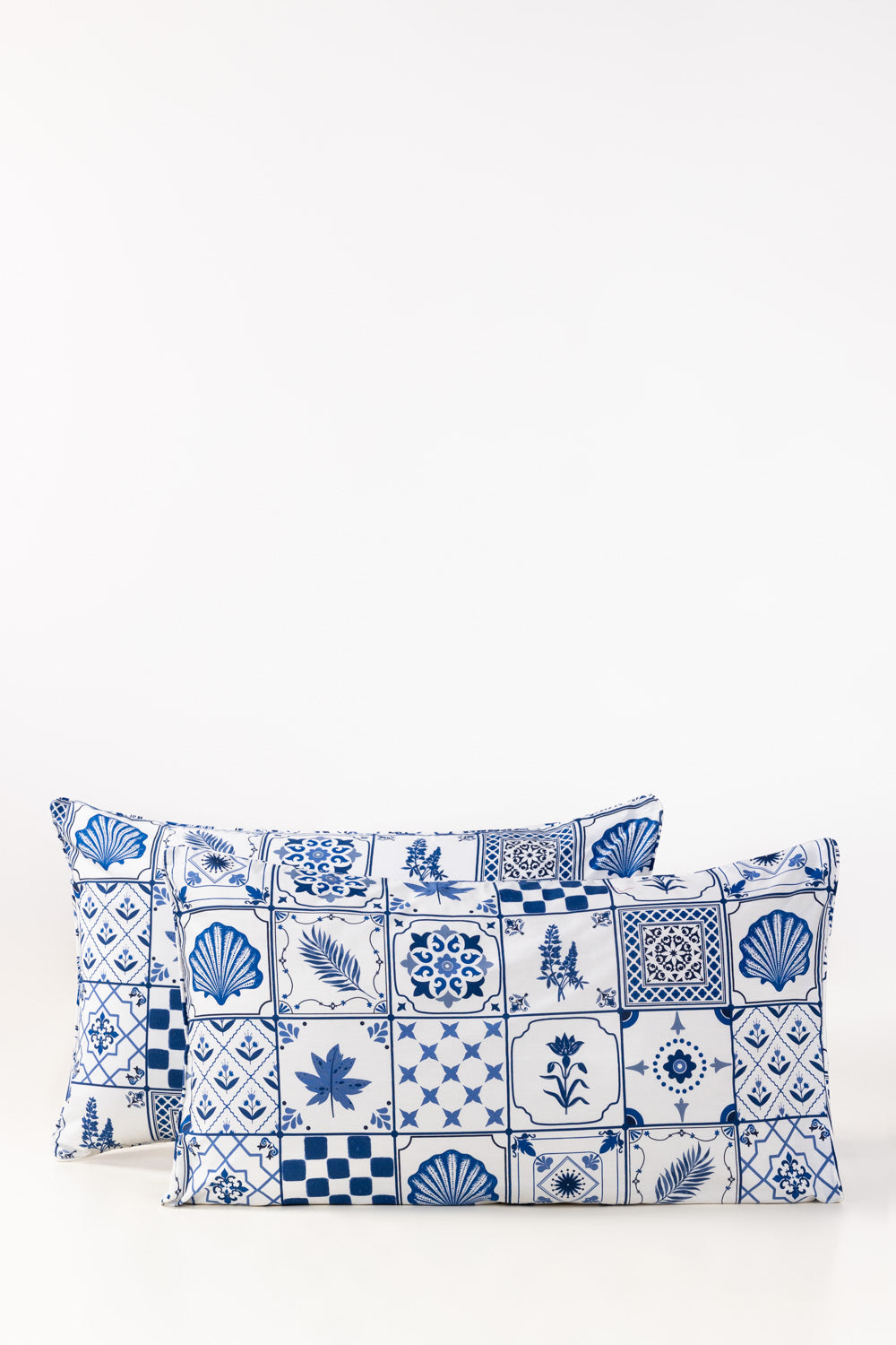 Marine Tiles T-150 Pillow Cover Set