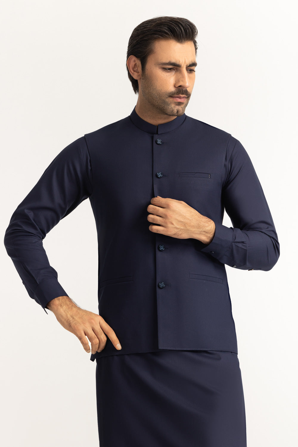 Regular Fit Styling Suits