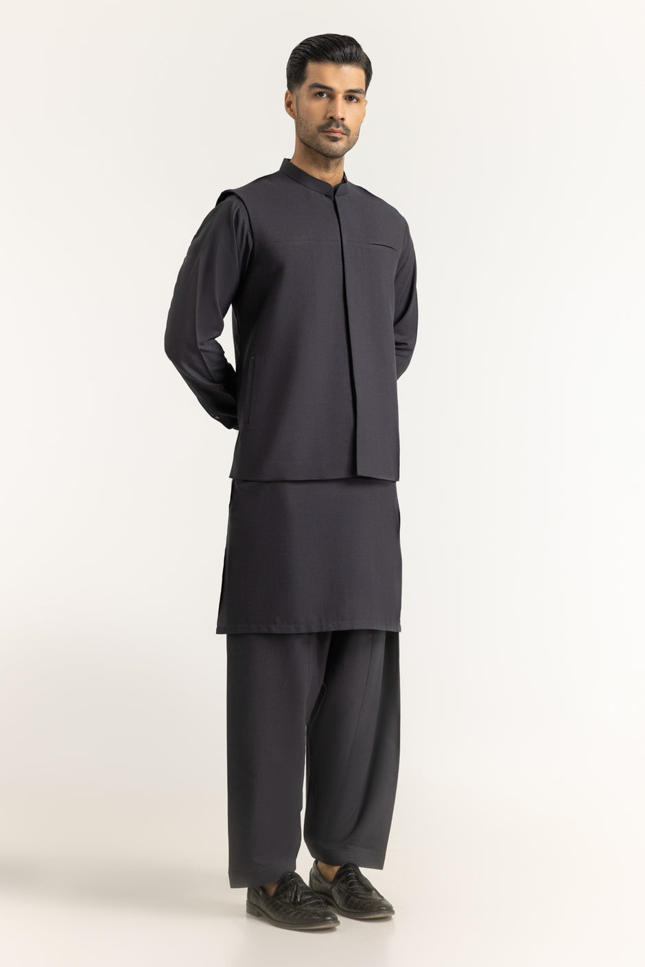 Regular Fit Styling Suits