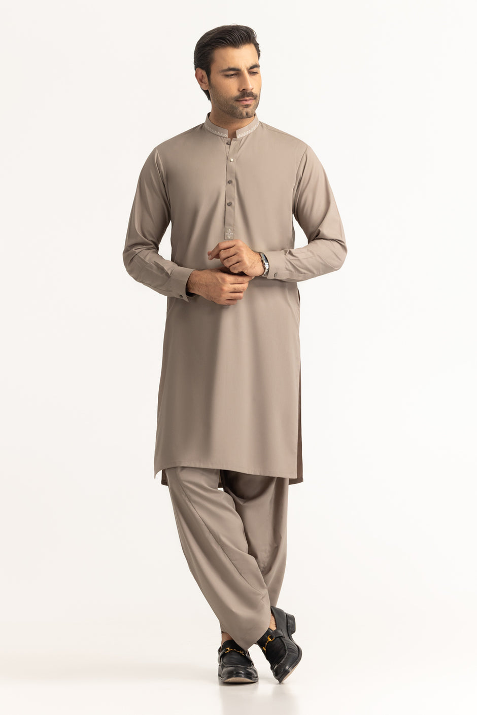 Regular Fit Styling Suits