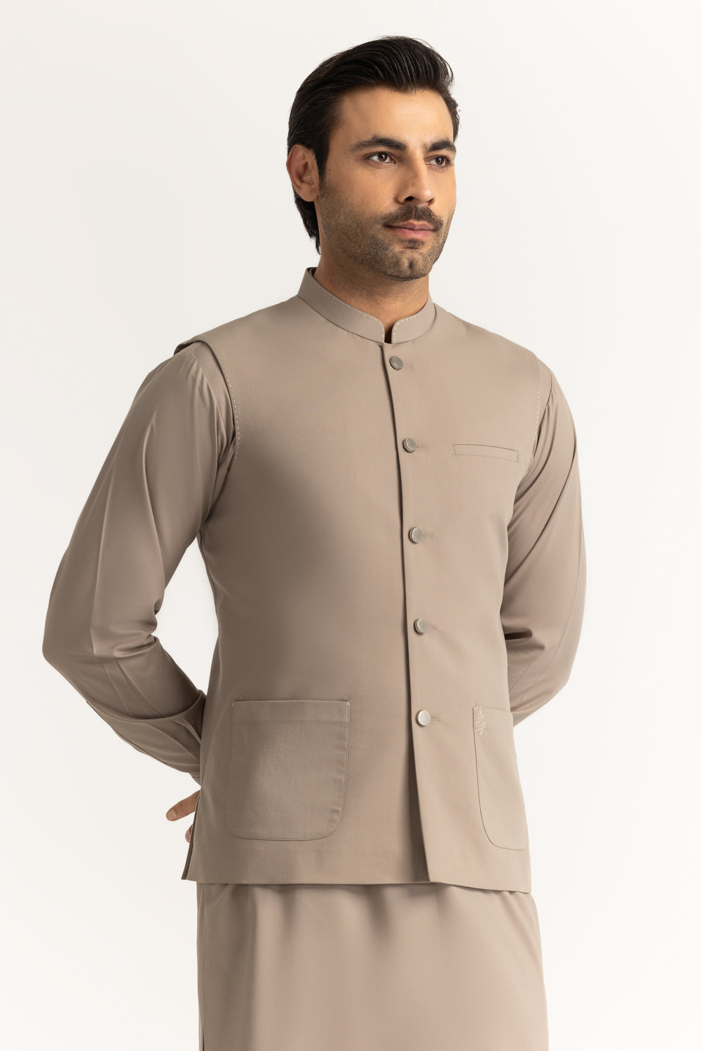 Regular Fit Styling Suits