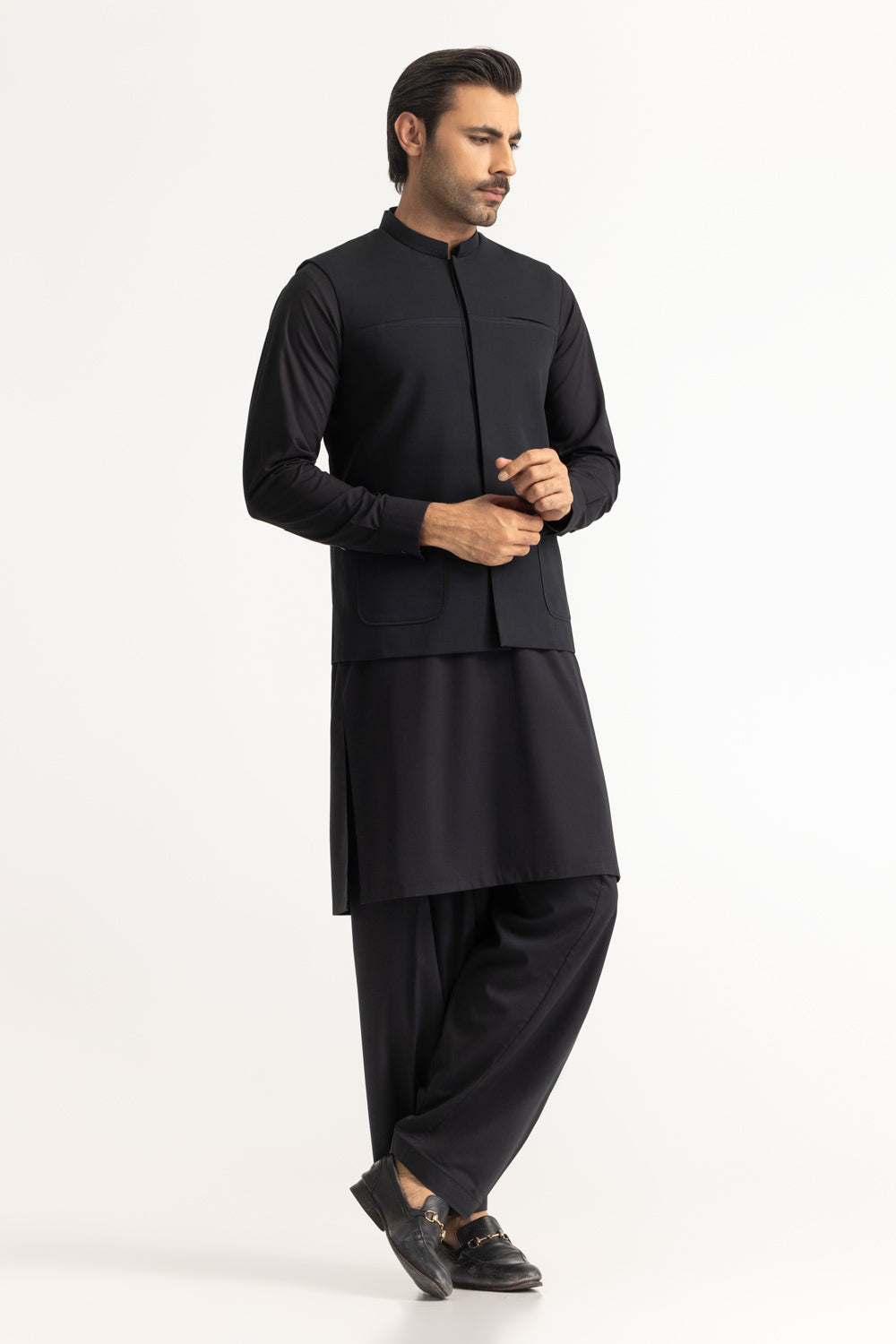 Regular Fit Styling Suits