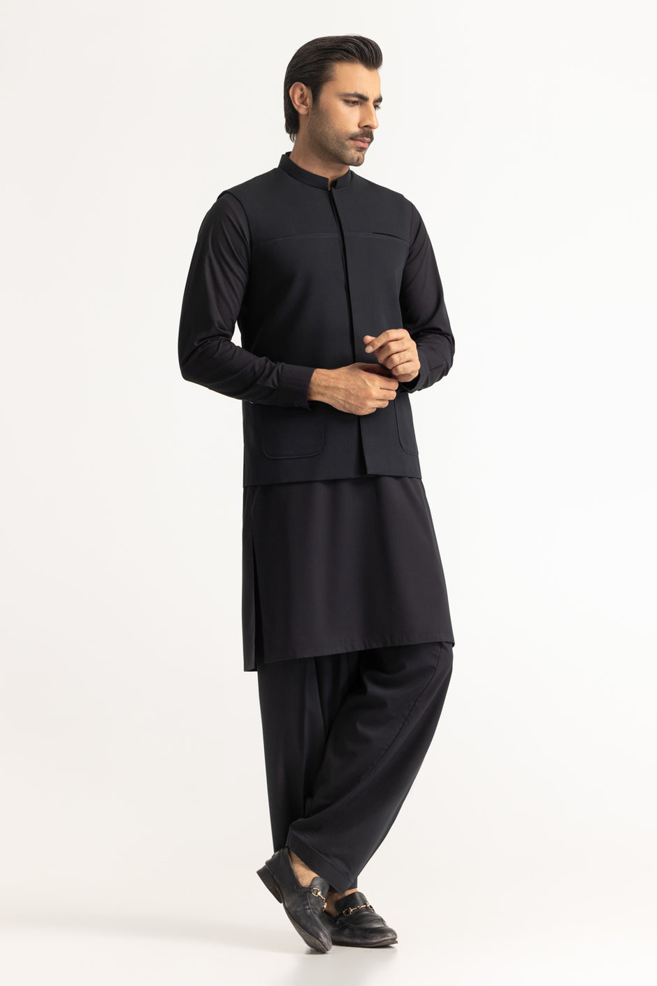 Regular Fit Styling Suits