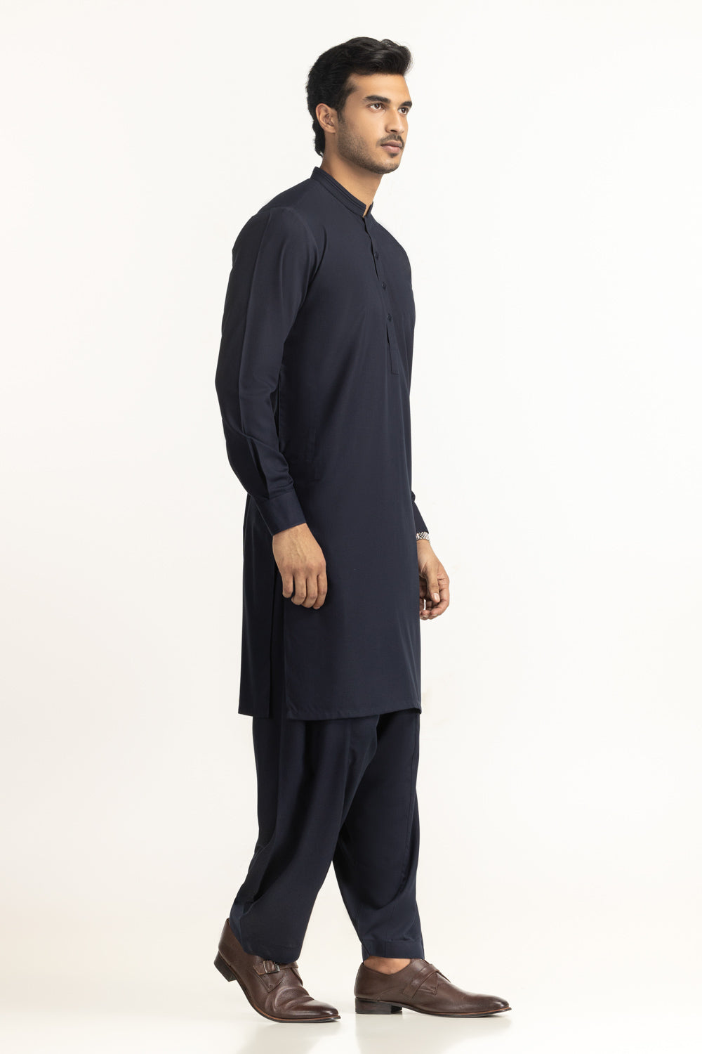 Regular Fit Styling Suits