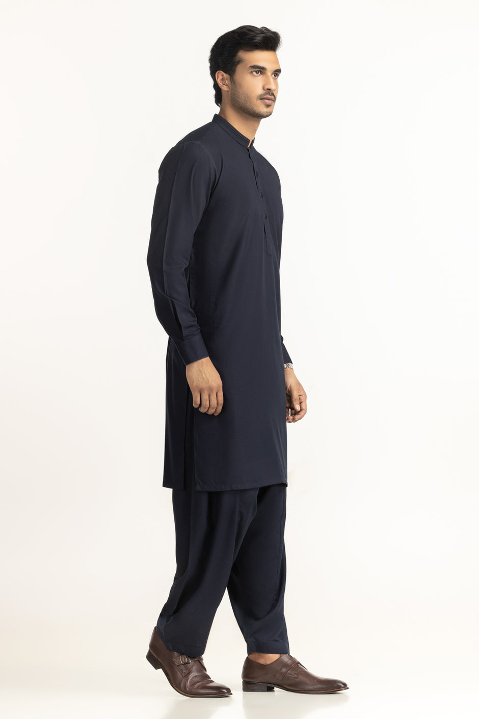 Regular Fit Styling Suits