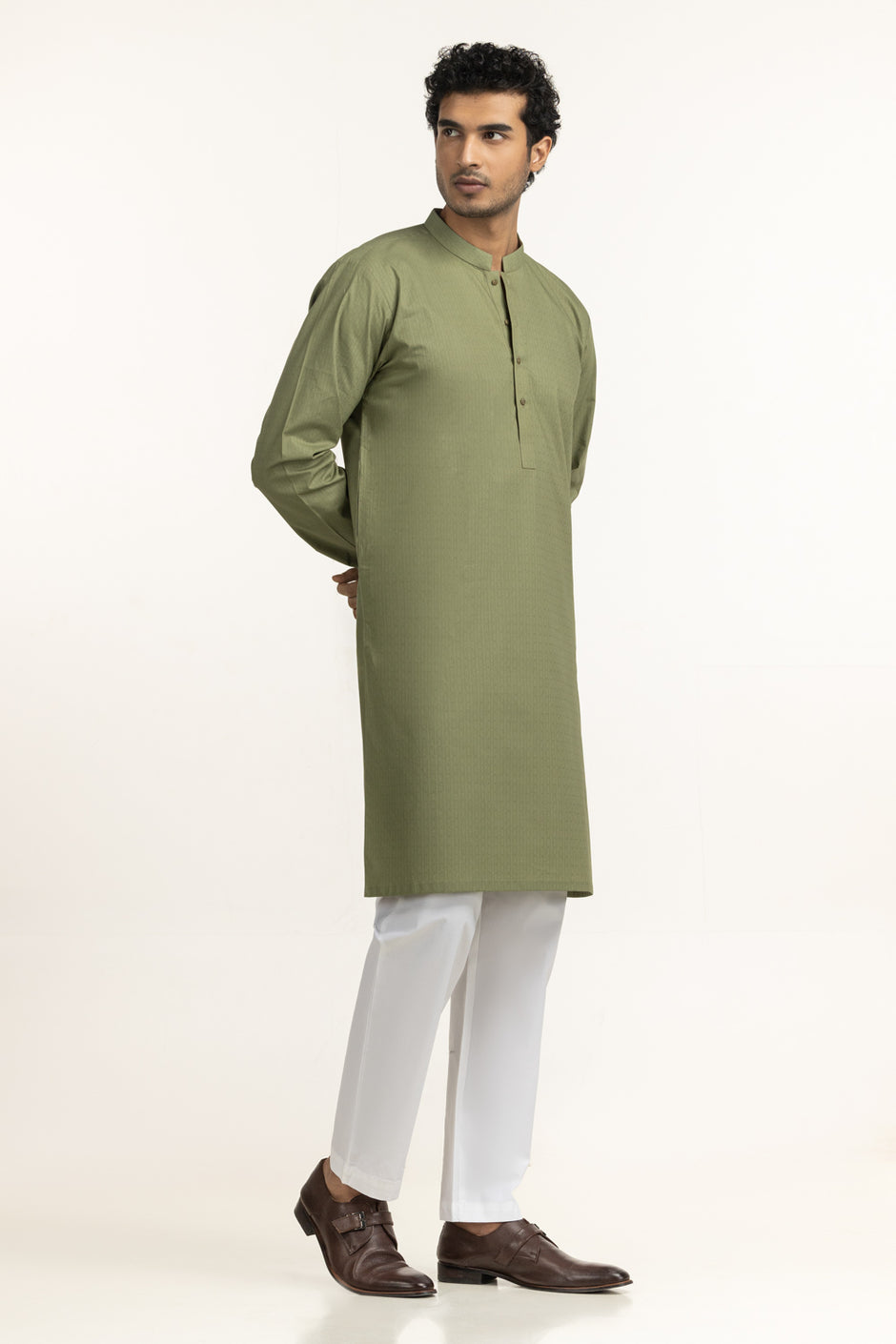 Regular Fit Basic Kurta KR-STY25-077