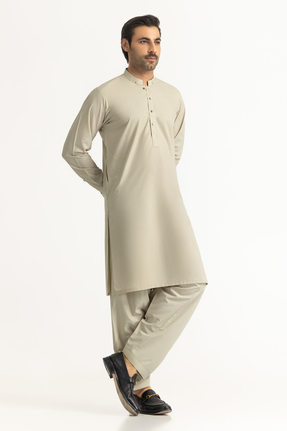 Regular Fit Styling Suits