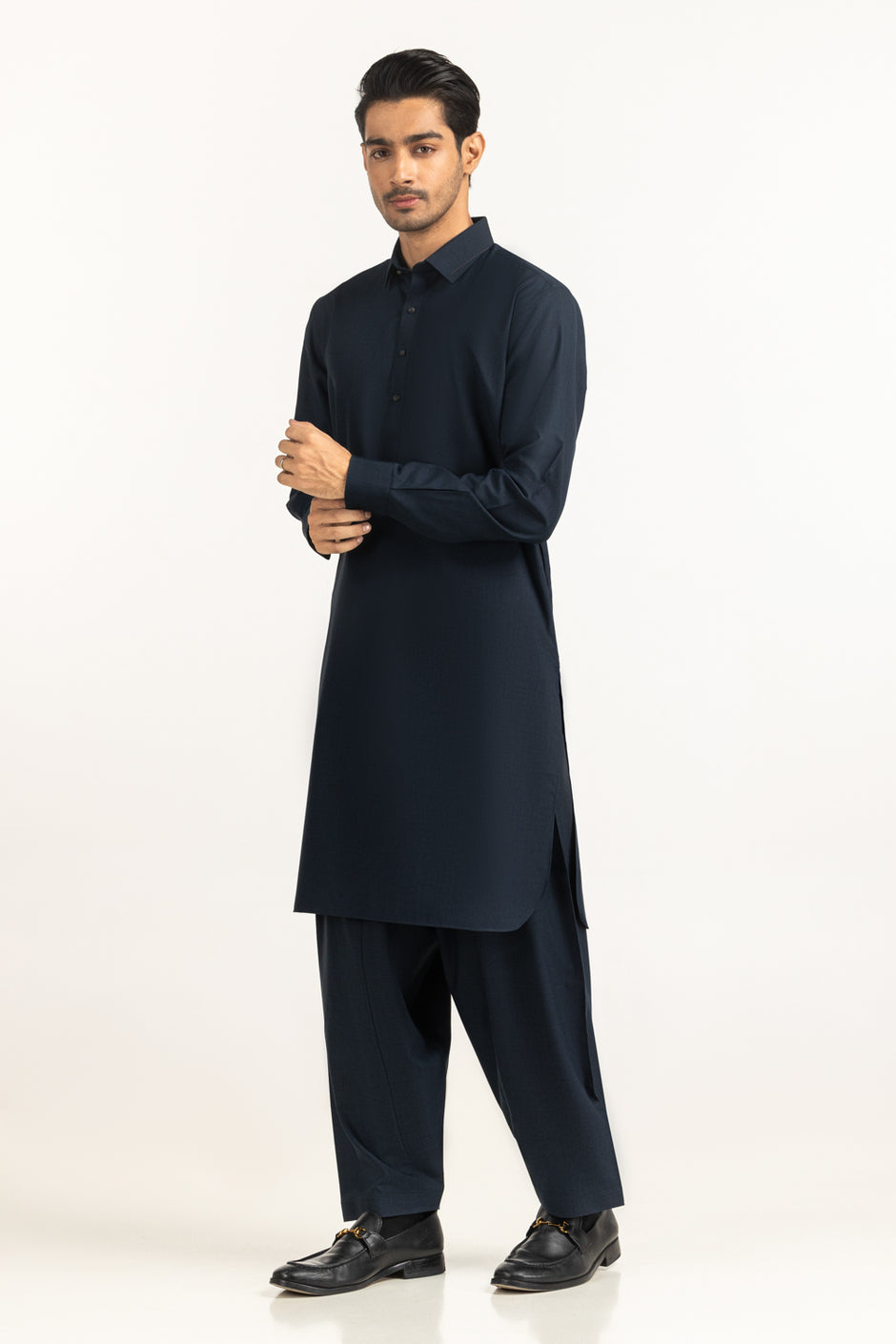 Regular Fit Styling Suits