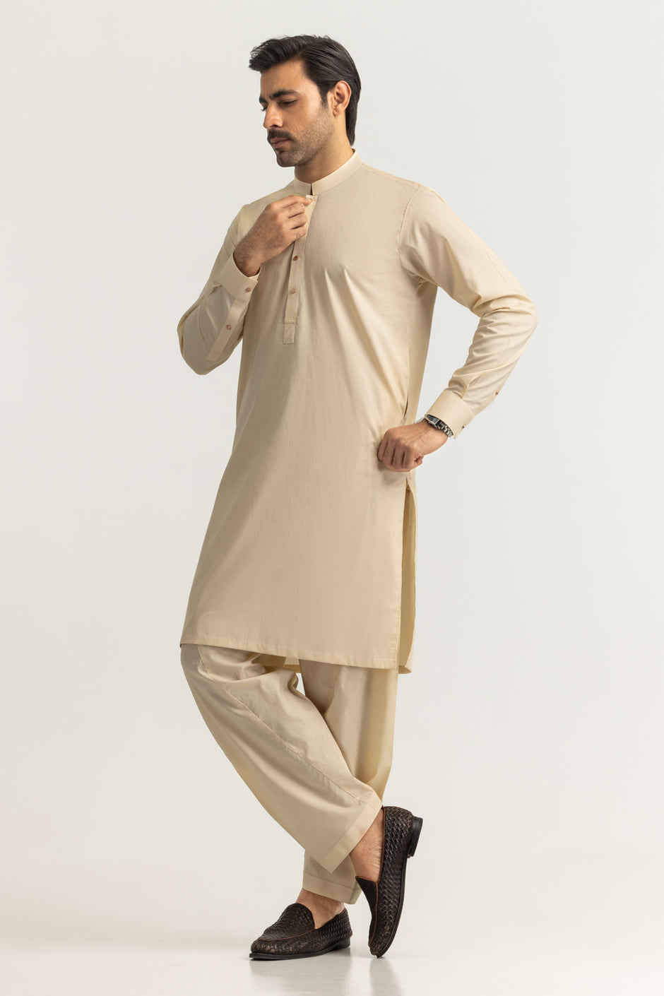 Regular Fit Styling Suits