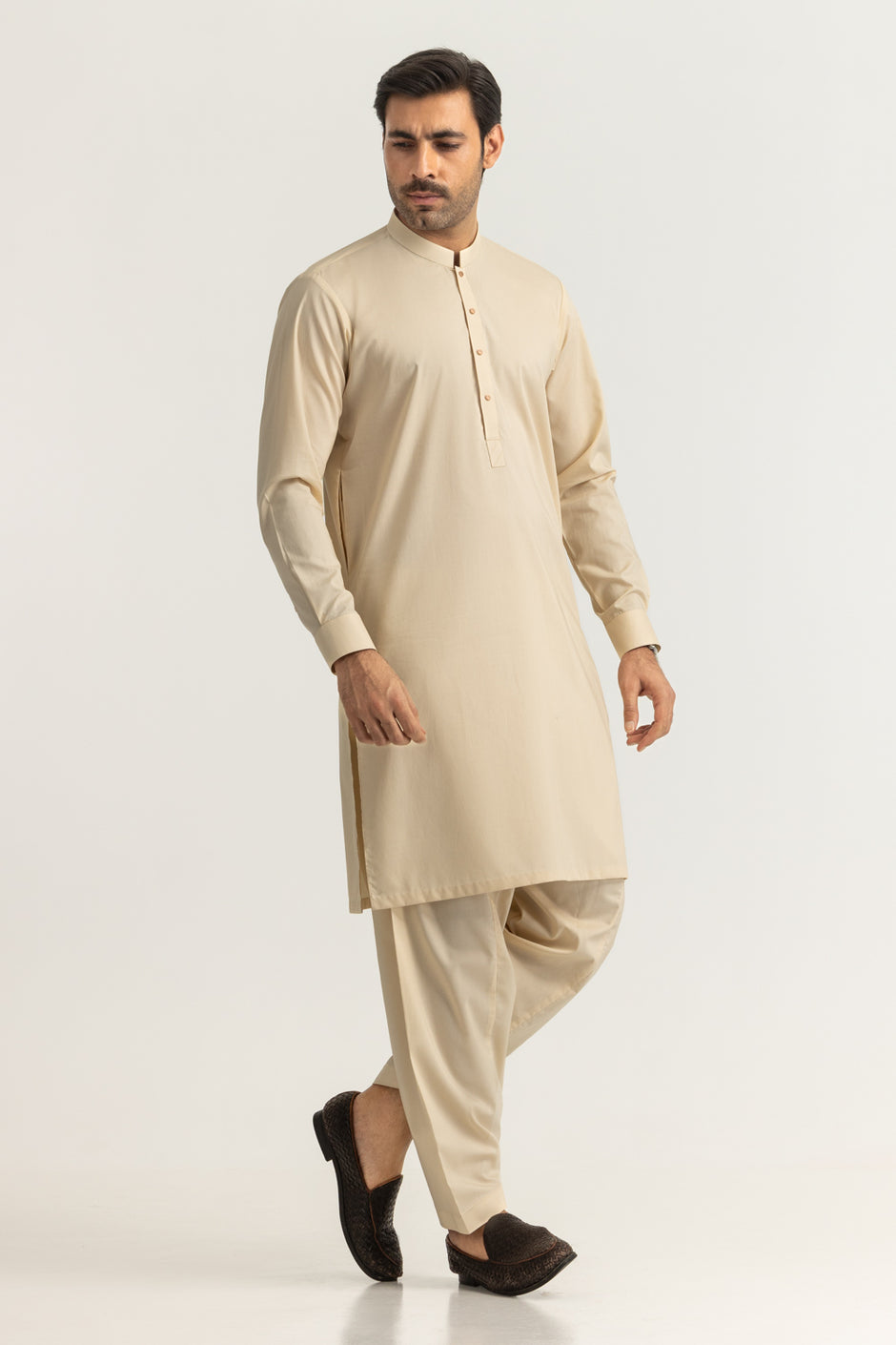 Regular Fit Styling Suits
