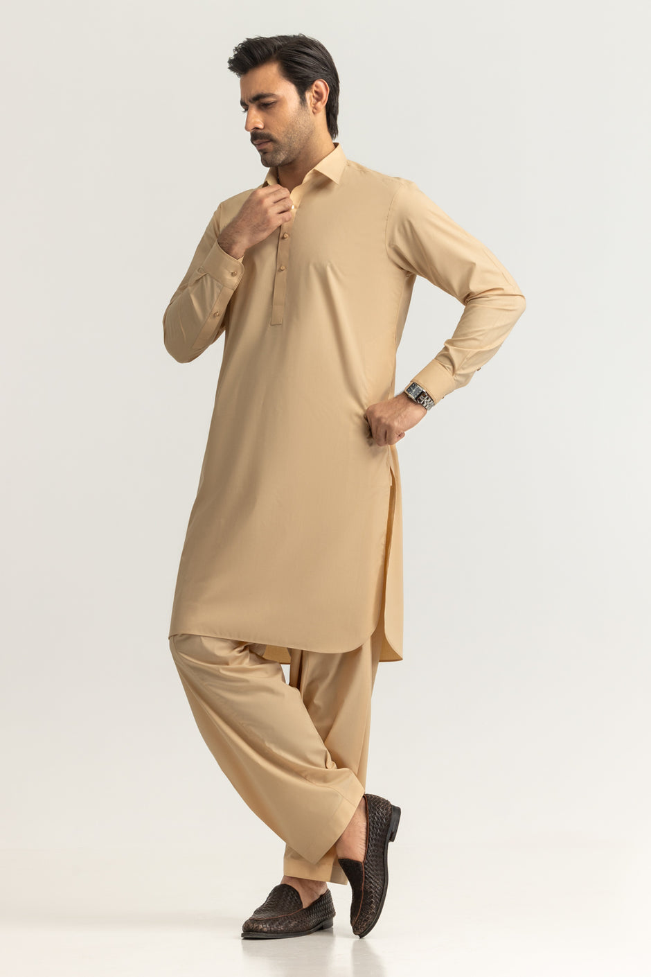 Regular Fit Styling Suits