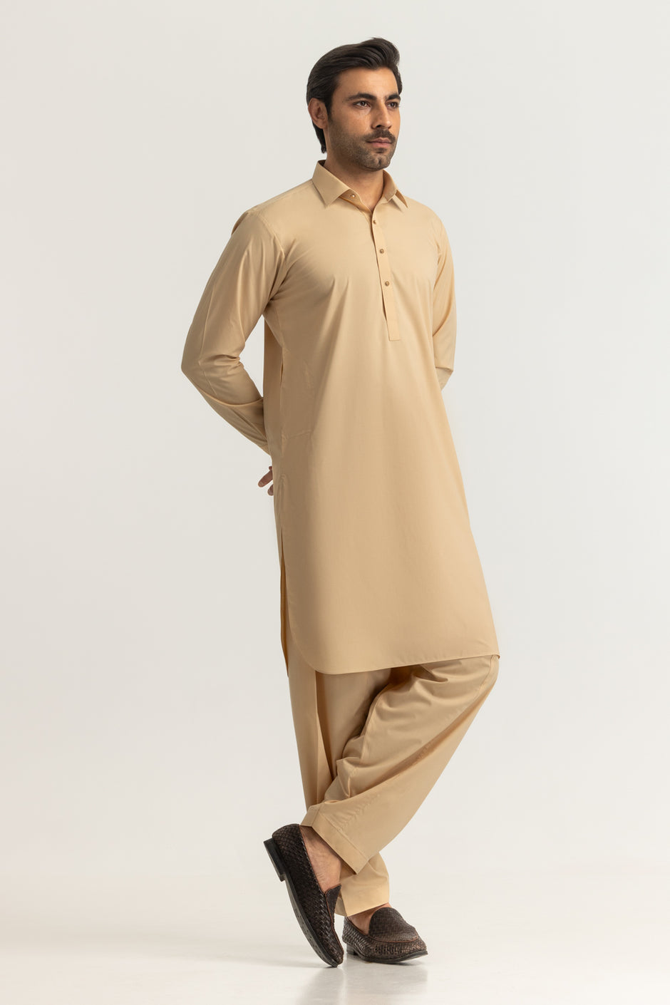 Regular Fit Styling Suits