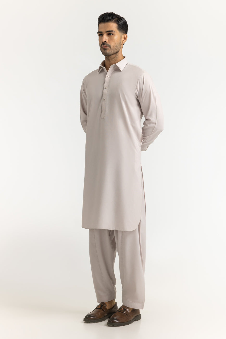 Regular Fit Styling Suits