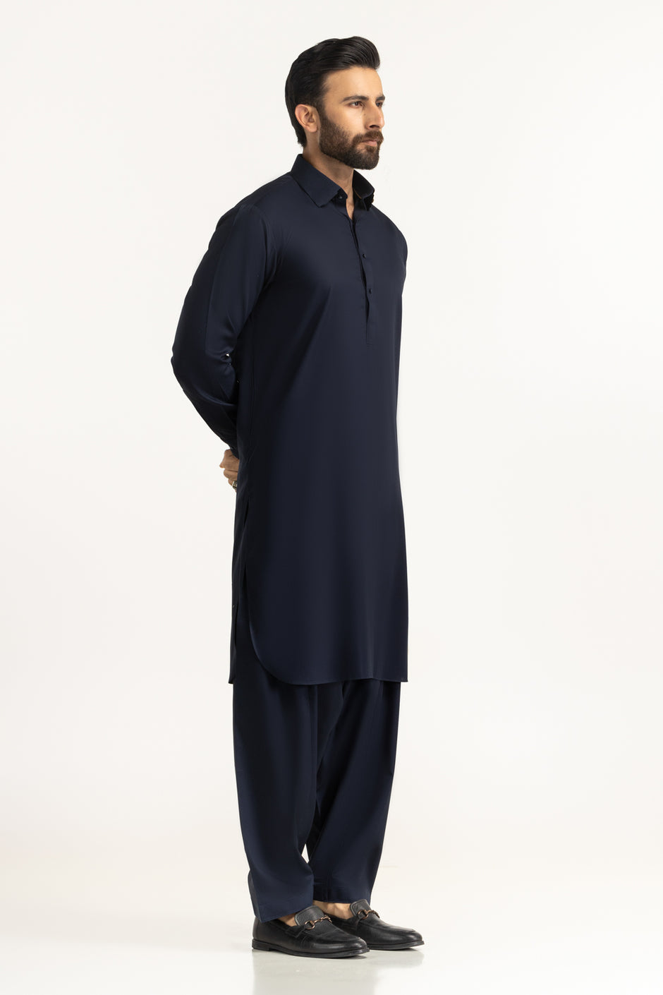 Regular Fit Styling Suits