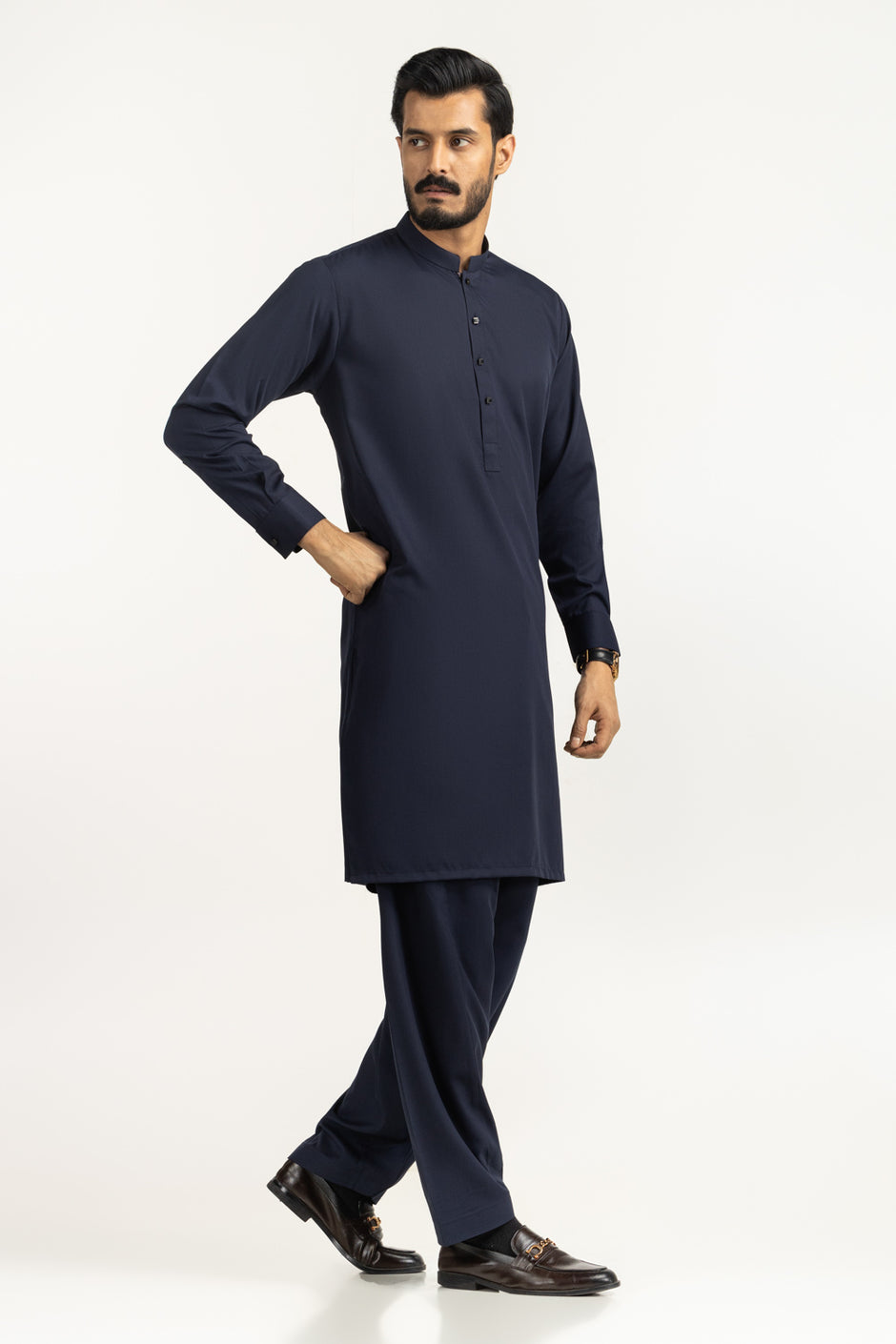 Regular Fit Styling Suits