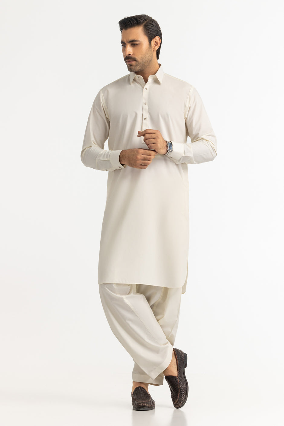 Regular Fit Styling Suits