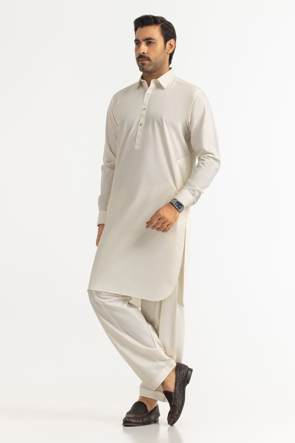 Regular Fit Styling Suits