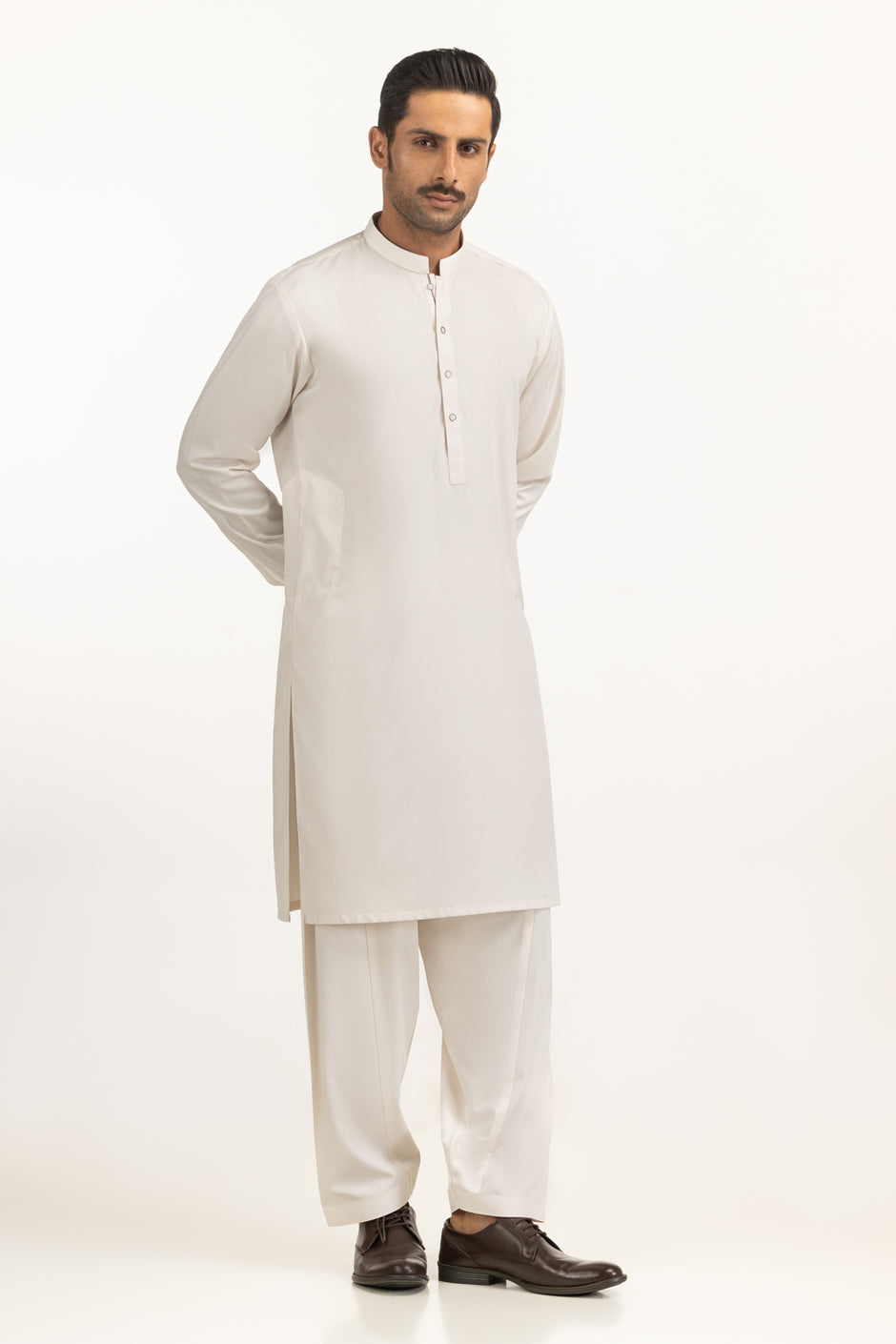 Regular Fit Styling Suits