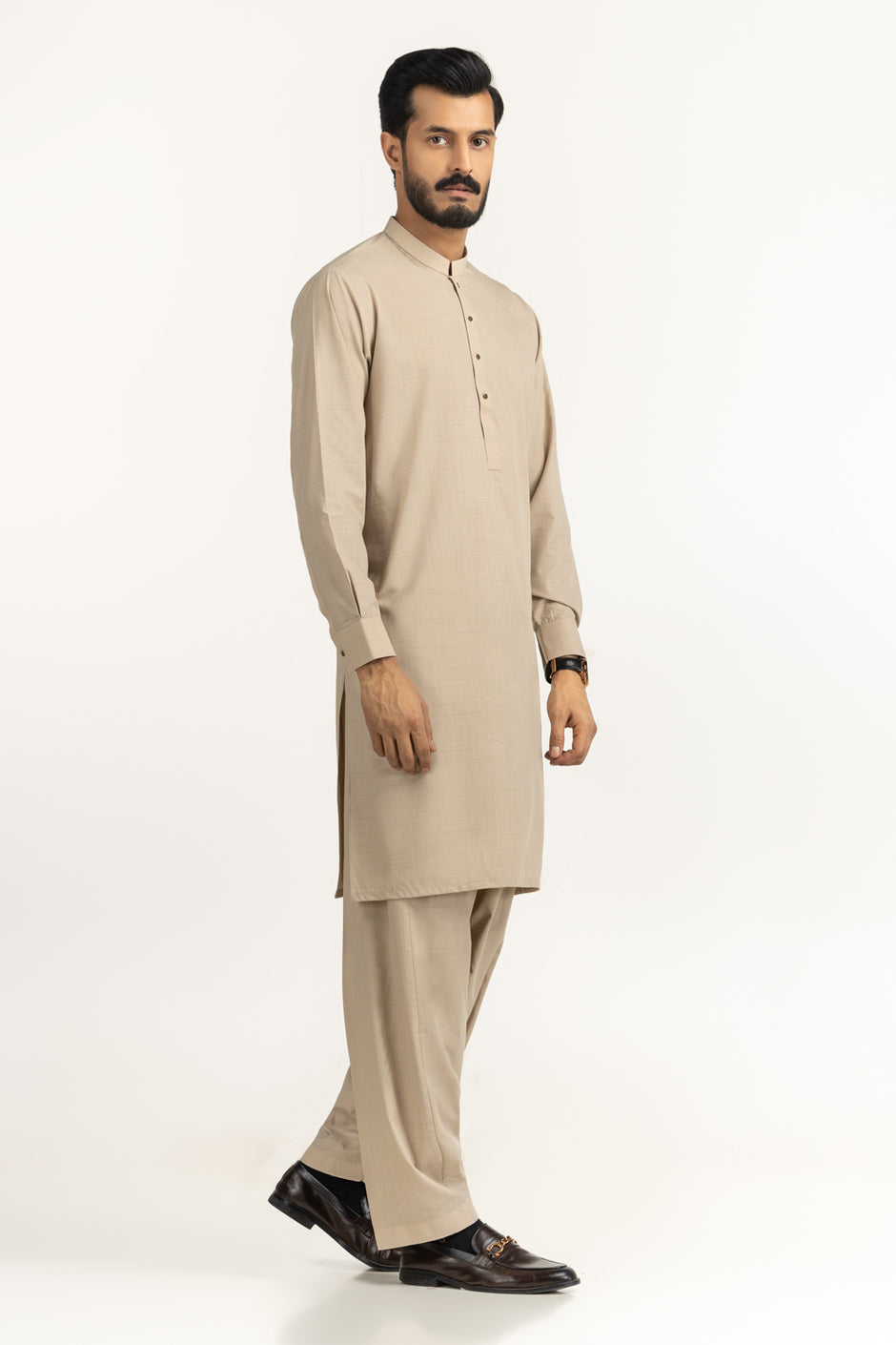 Regular Fit Styling Suits