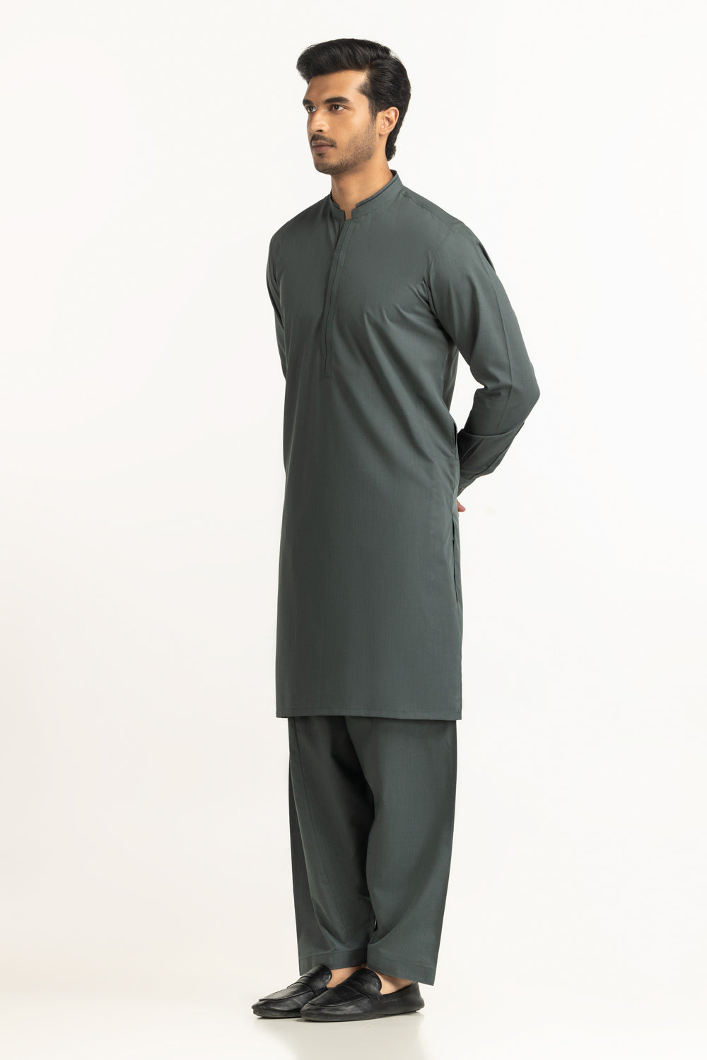 Regular Fit Styling Suits