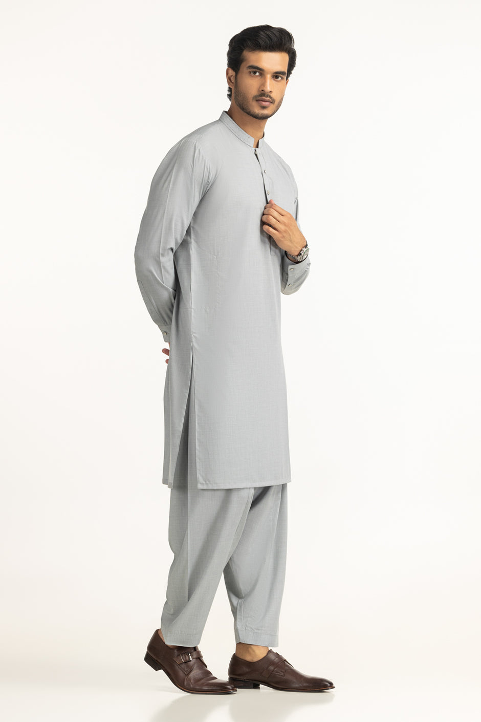 Regular Fit Styling Suits