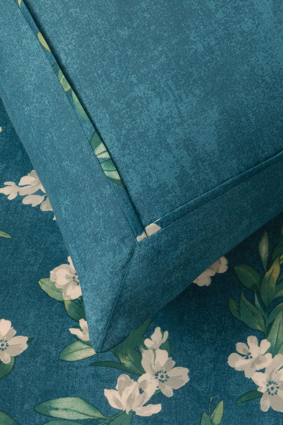 Morning Bloom T-150 Quilt Cover Set