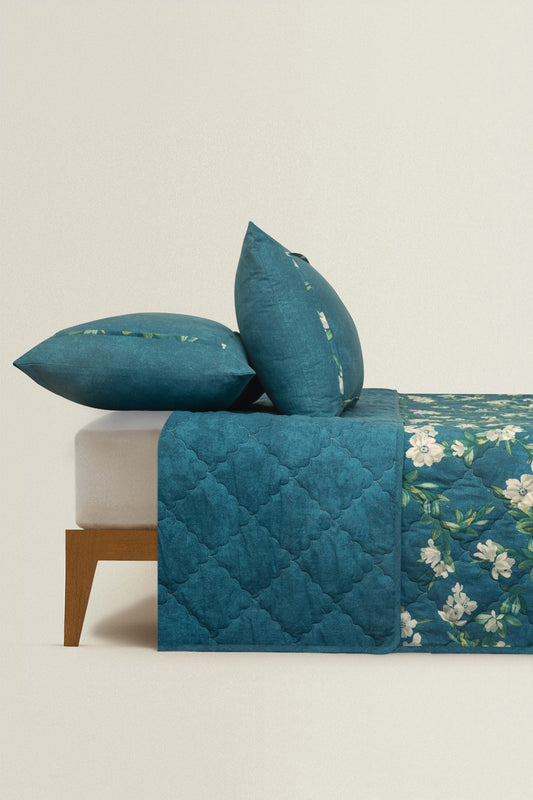 Morning Bloom T-150 Bed Throw