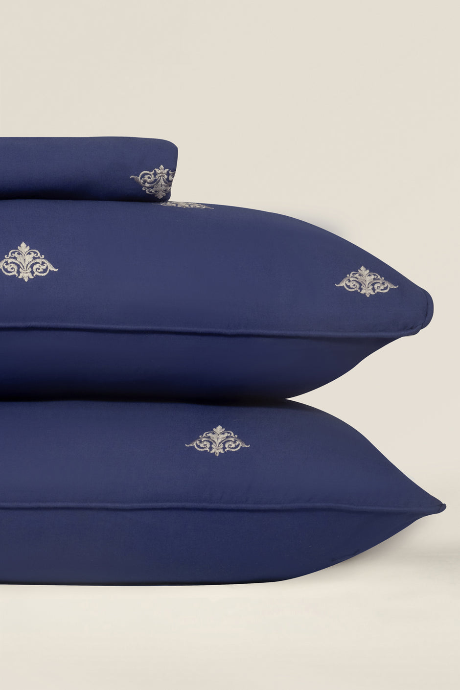 Navy Blue T-150 Embroidered Bed Sheet Set