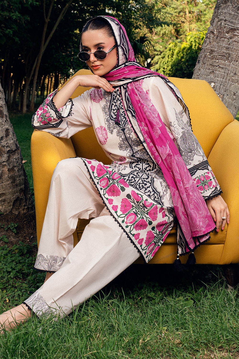 3 PIece Printed Lawn Suit