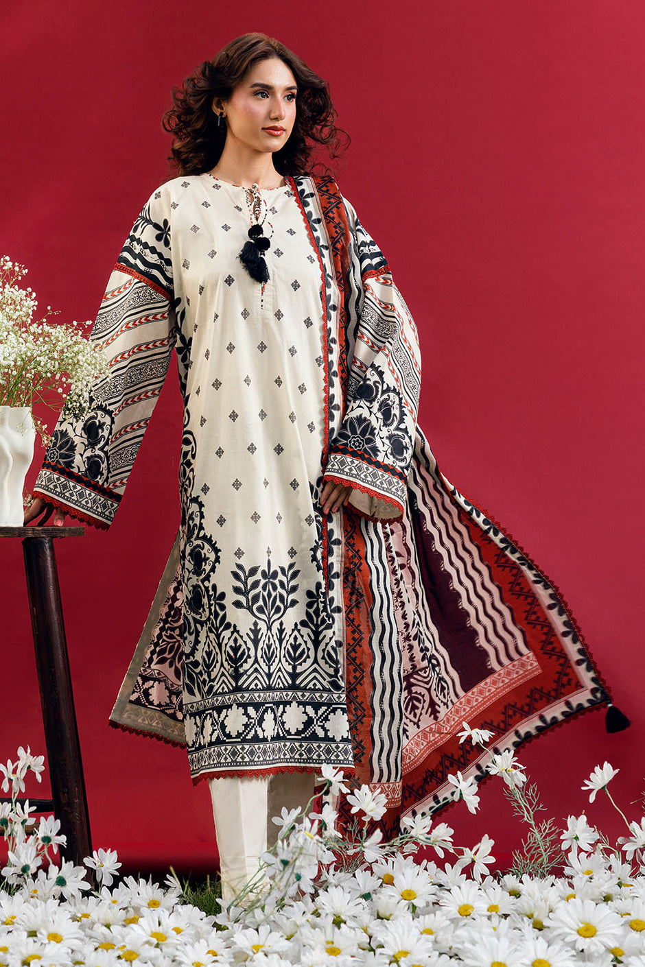 3 PIece Printed Lawn Suit