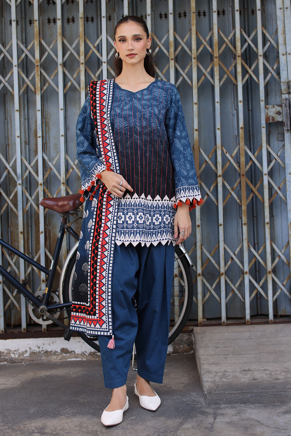 3 Piece Embroidered Printed Khaddar Suit with Printed Khaddar Dupatta