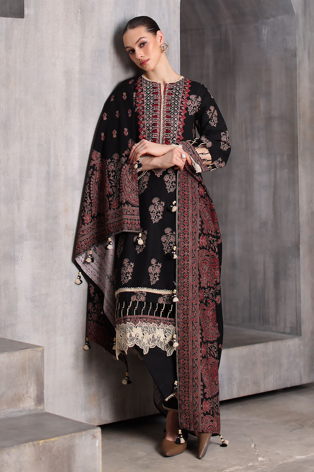 3 Piece Printed Khaddar Suit with Printed Khaddar Dupatta
