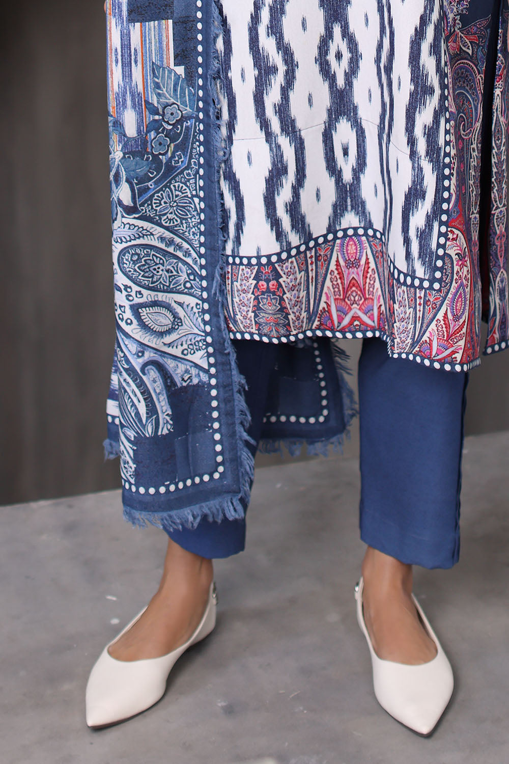 3 Piece Embroidered Printed Karandi Suit with Printed Karandi Dupatta