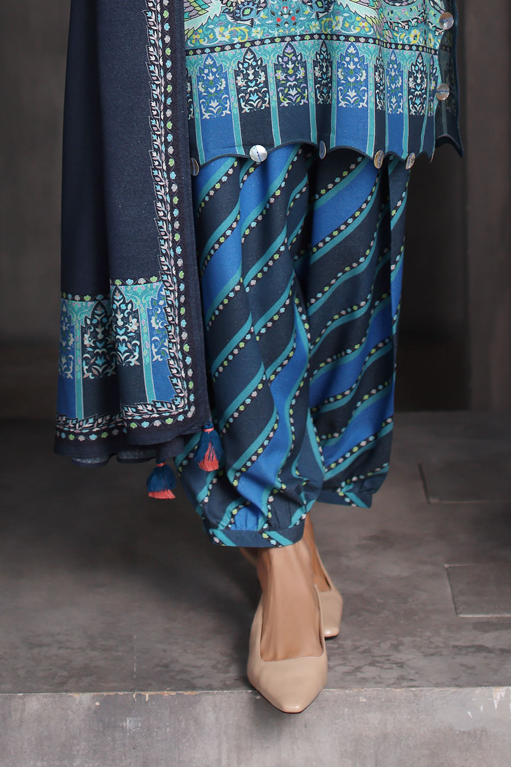 3 Piece Printed Karandi Suit with Printed Karandi Dupatta