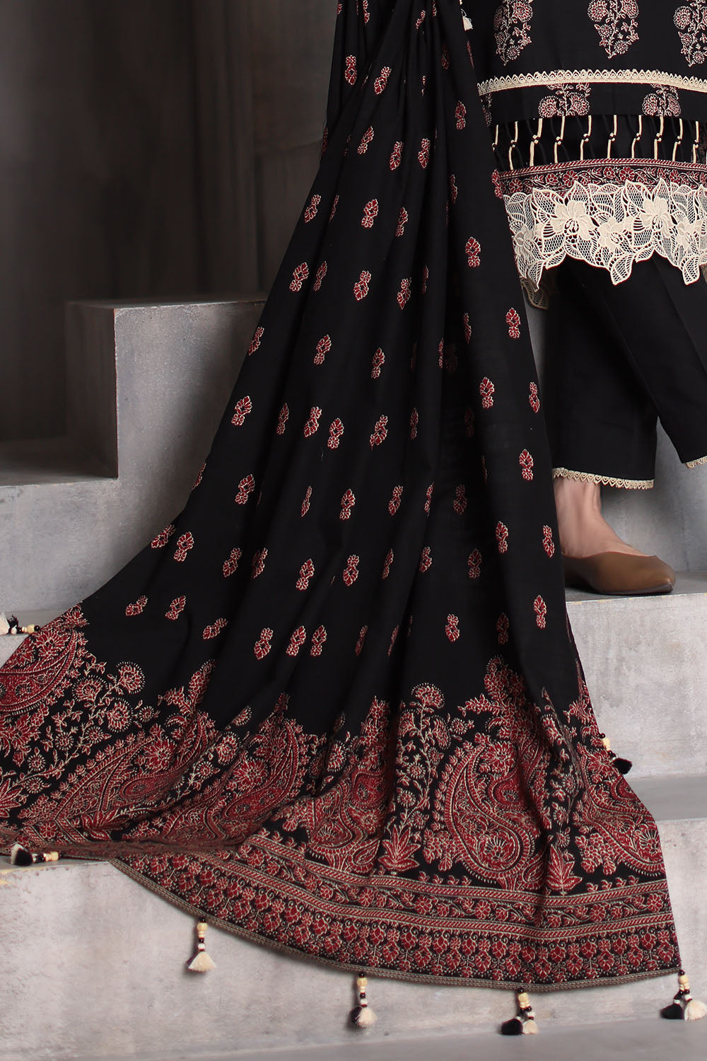 3 Piece Printed Khaddar Suit with Printed Khaddar Dupatta
