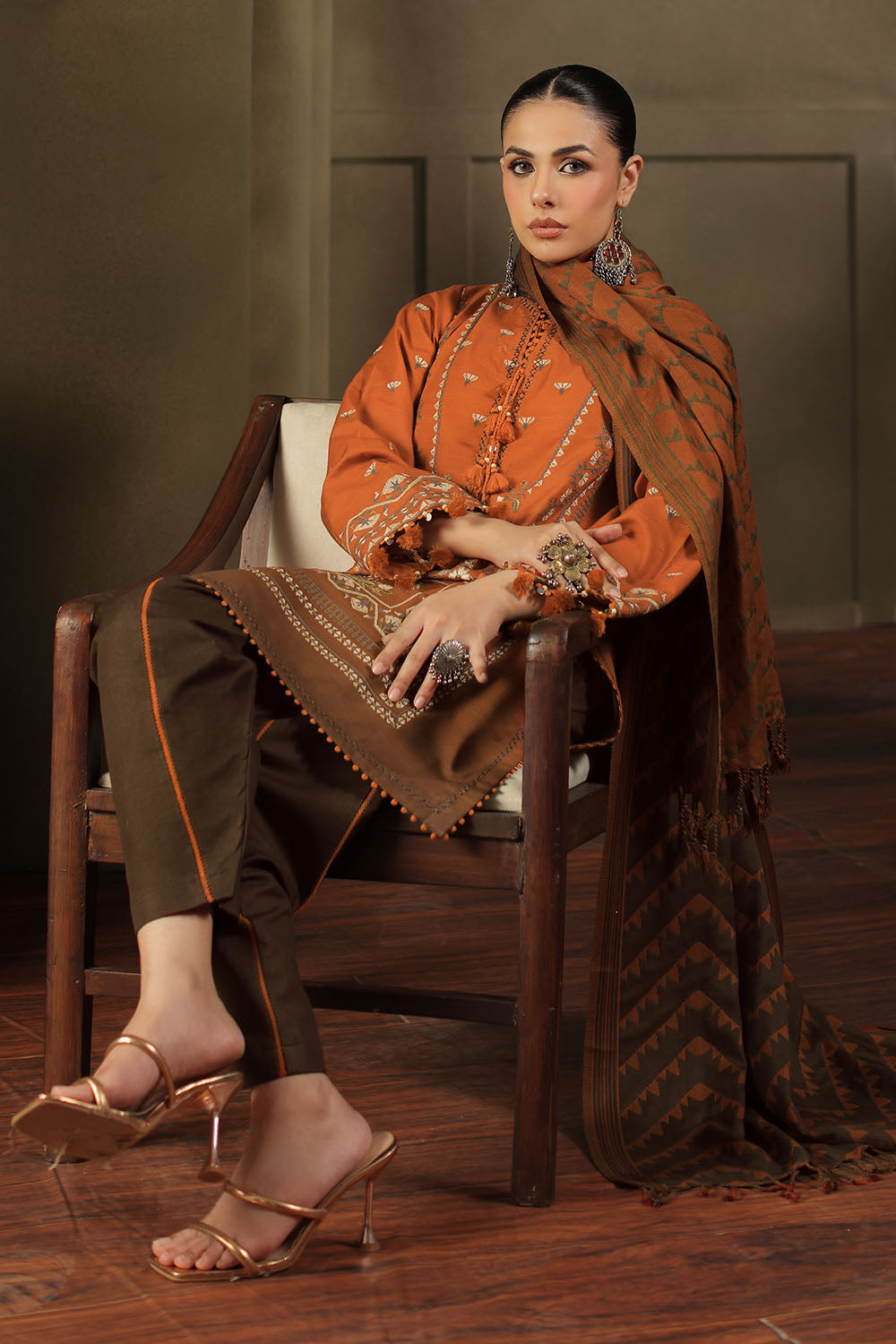 3 Piece Embroidered Khaddar Suit