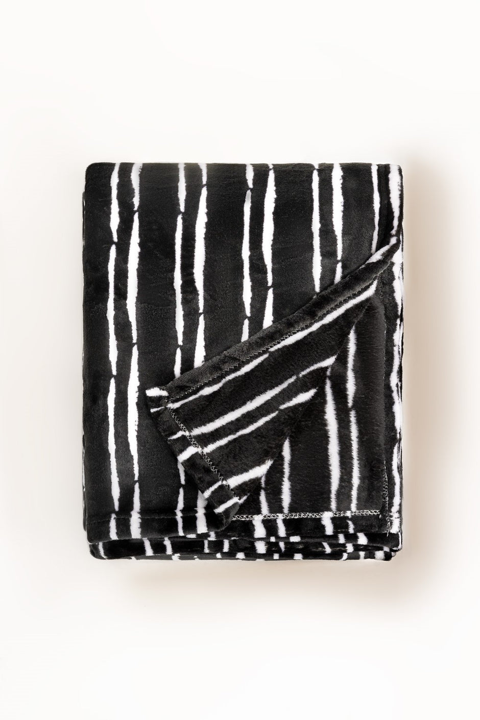 Phantom Single Ply Fleece Throw
