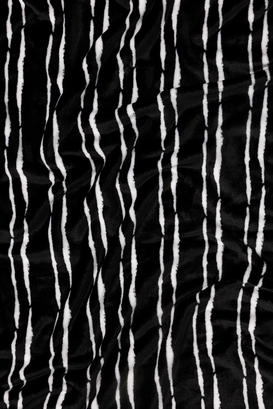 Phantom Single Ply Fleece Throw