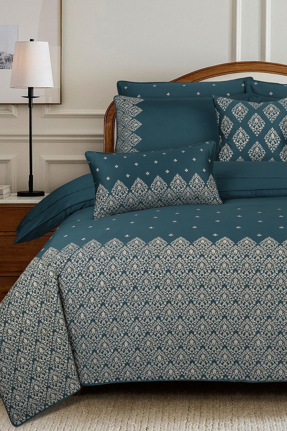 Pine Green T-200 Embroidered Quilt Cover Set